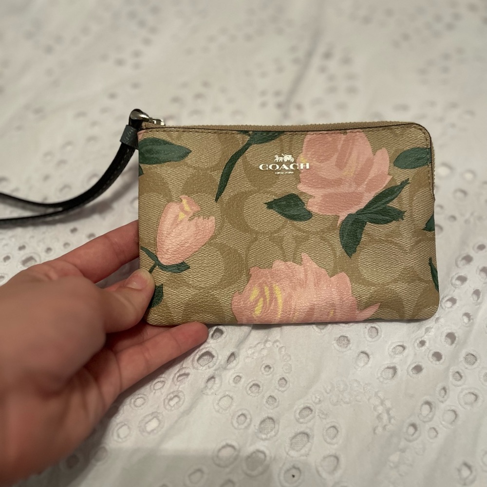 Coach Signature Rose Tan Wristlet